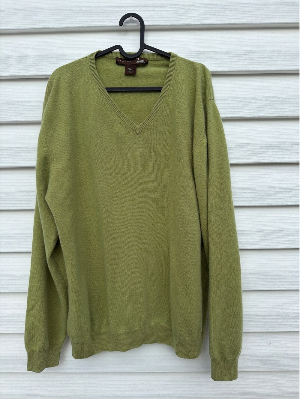 Cashmere Forte Women's Size L Green V-Neck Long Sleeve Sweater